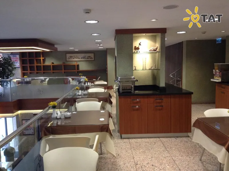 Фото отеля Bella Hotel 3* Стамбул Туреччина бари та ресторани