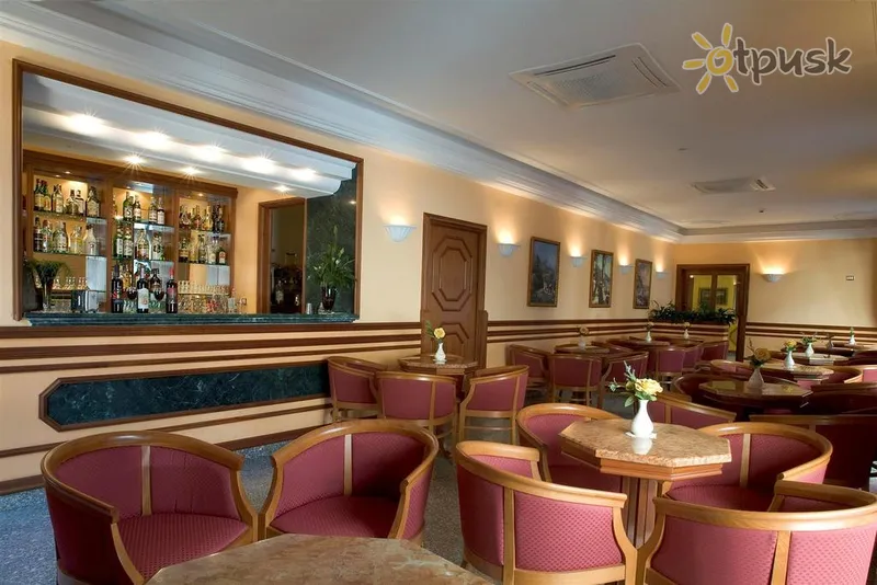 Фото отеля Ascot Hotel Sorrento Centre 4* Сорренто Італія бари та ресторани