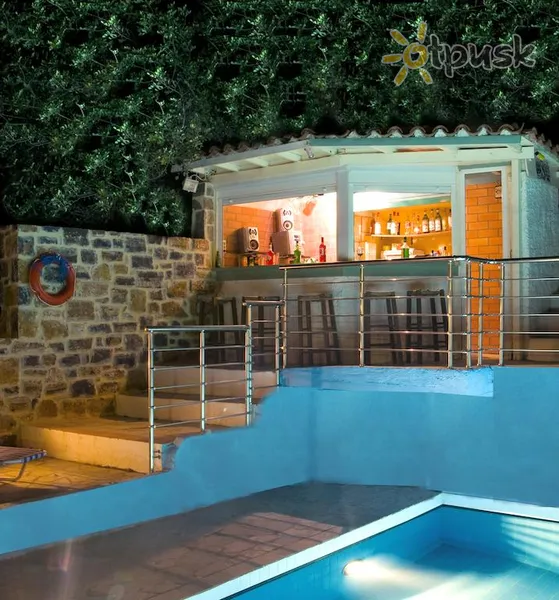 Фото отеля Creta Star Apartments 2* Kreta – Agios Nikolaosas Graikija barai ir restoranai