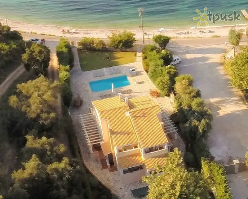 Фото отеля Avlaki Beachfront Villa 3* о. Корфу Греция экстерьер и бассейны