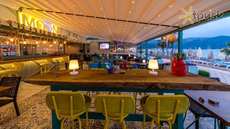 Фото отеля Honeymoon Beach Hotel 3* Мармарис Турция бары и рестораны