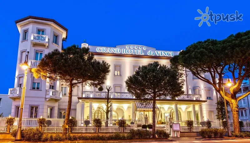 Фото отеля Grand Hotel da Vinci 5* Rimini Itālija ārpuse un baseini