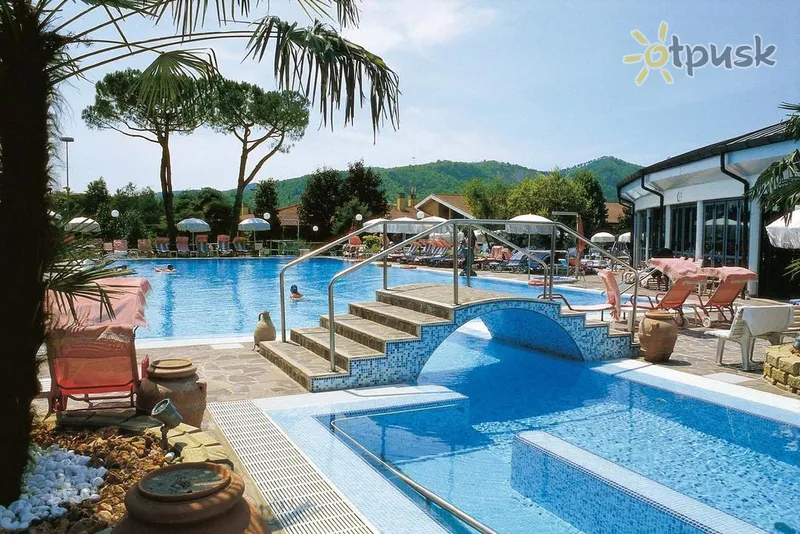 Фото отеля Petrarca Terme Hotel 4* Montegrotto Terme Italija išorė ir baseinai