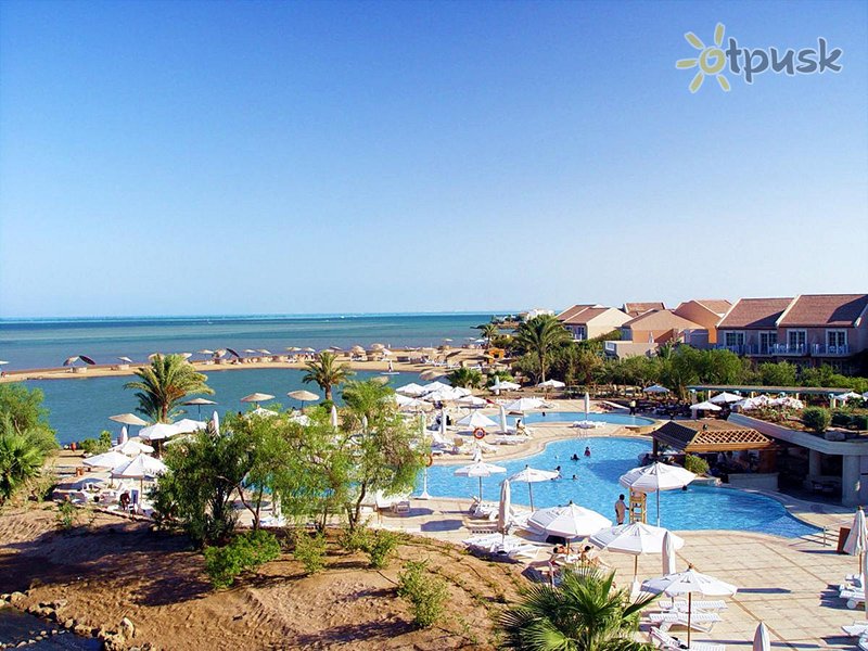 Фото отеля Movenpick Resort & Spa El Gouna 5* Эль-Гуна Египет экстерьер и бассейны