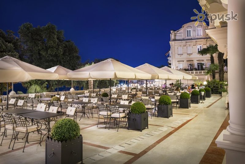 Фото отеля Palace Bellevue Hotel 4* Опатия Хорватия бары и рестораны