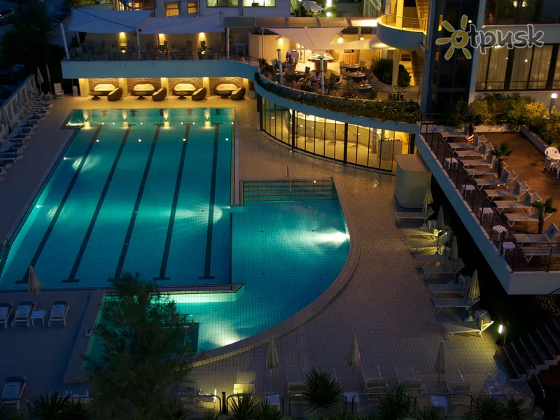 Фото отеля Premier & Suites Hotel (Мілано Маріттіма) 5* Ріміні Італія екстер'єр та басейни