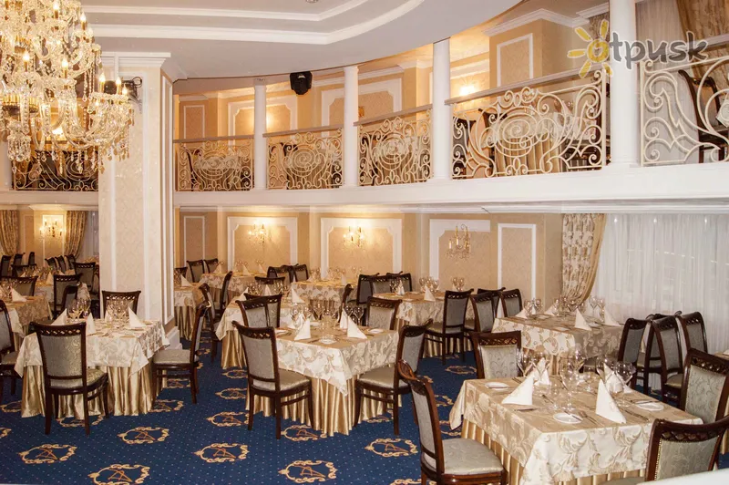 Фото отеля Дегас 4* Voroņeža Krievija bāri un restorāni
