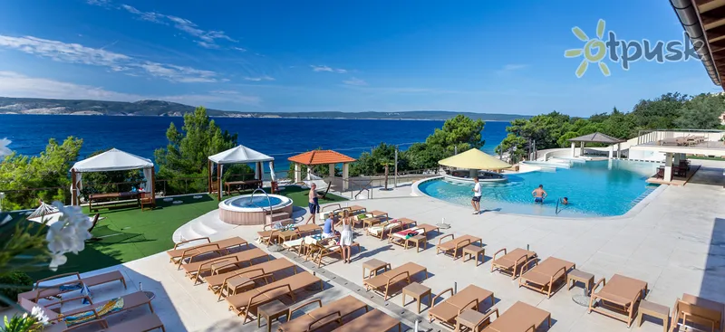 Фото отеля Wyndham Grand Novi Vinodolski Resort 5* Нові Винодольські Хорватія екстер'єр та басейни