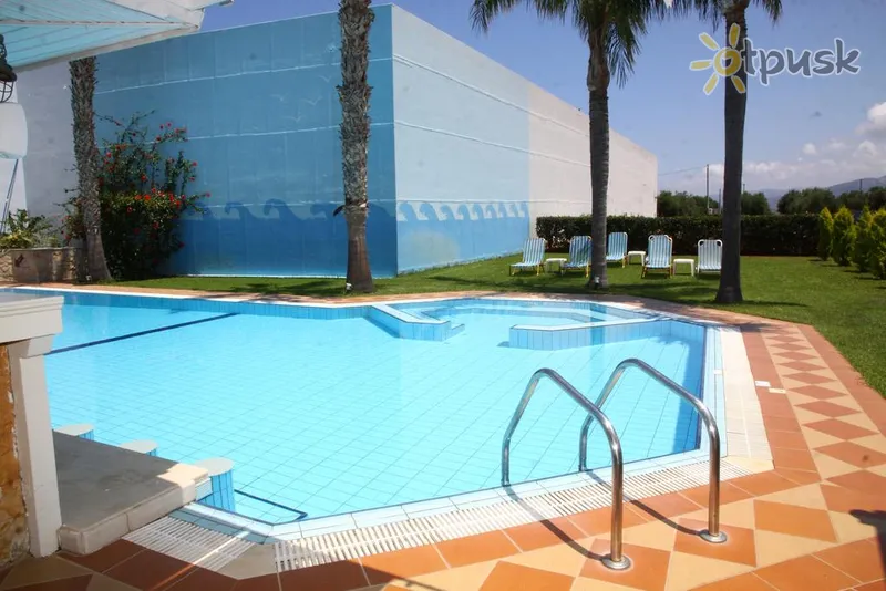 Фото отеля Despina Apartments (Malia) 2* Kreta – Heraklionas Graikija išorė ir baseinai