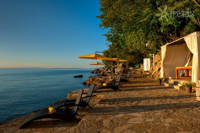 Фото отеля Grand Hotel Adriatic I 4* Опатия Хорватия пляж