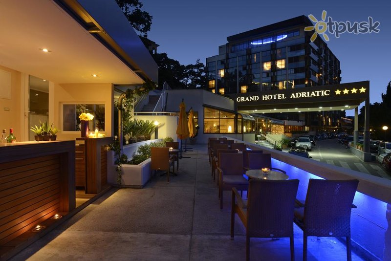 Фото отеля Grand Hotel Adriatic I 4* Опатия Хорватия бары и рестораны