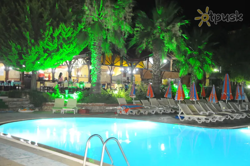 Фото отеля Pink Palace Hotel 3* Фетхіє Туреччина екстер'єр та басейни