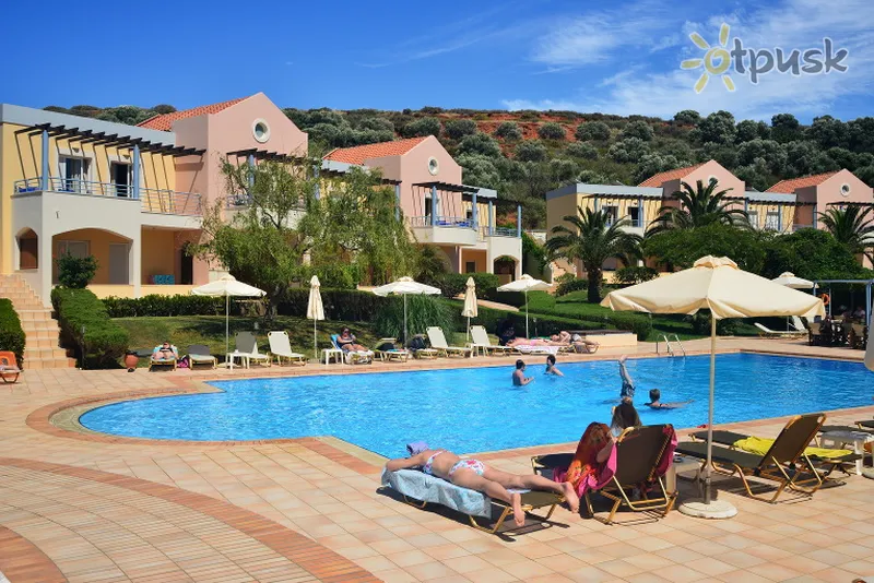 Фото отеля Triton Apartments 2* Kreta – Chanija Graikija išorė ir baseinai