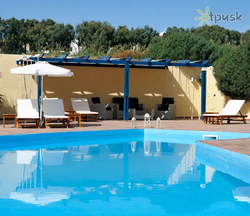 Фото отеля Melina 2* о. Санторіні Греція екстер'єр та басейни
