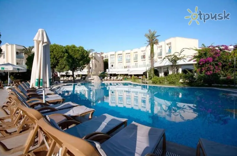Фото отеля Ladonia Hotels Breeze Beach 4* Бодрум Турция экстерьер и бассейны