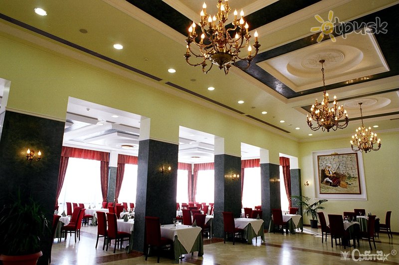 Фото отеля Adriatik 5* Дуррес Албания бары и рестораны