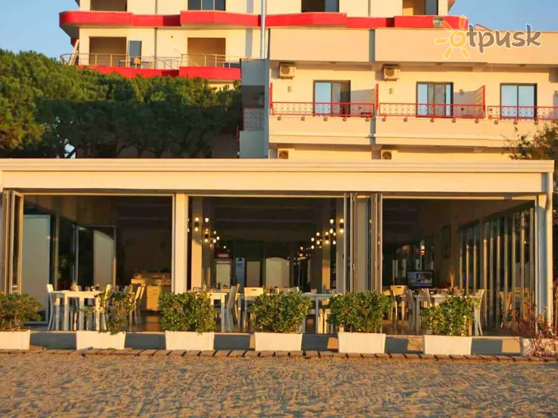 Фото отеля Aler Hotel Durres 3* Durresa Albānija bāri un restorāni