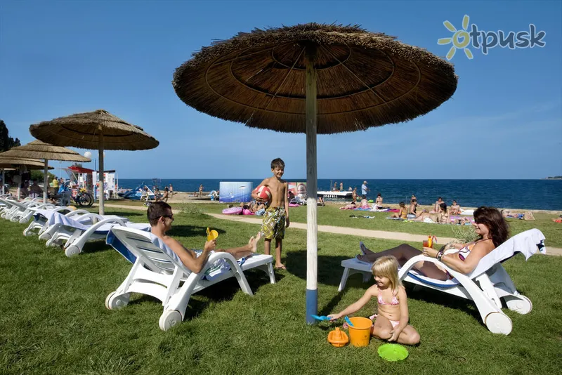 Фото отеля Pinia Residence 3* Пореч Хорватия пляж