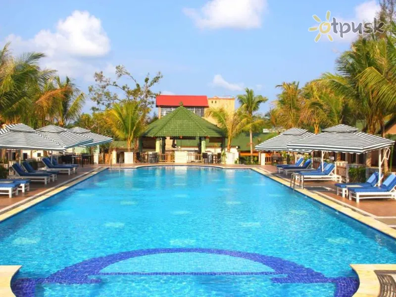 Фото отеля Phu Van Resort & Spa 3* о. Фукуок Вьетнам экстерьер и бассейны