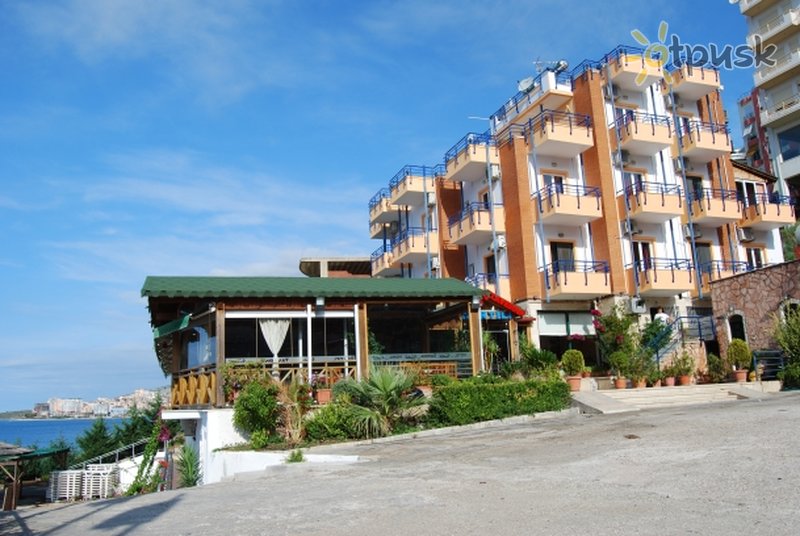 Фото отеля Nertili Hotel 3* Саранда Албания экстерьер и бассейны