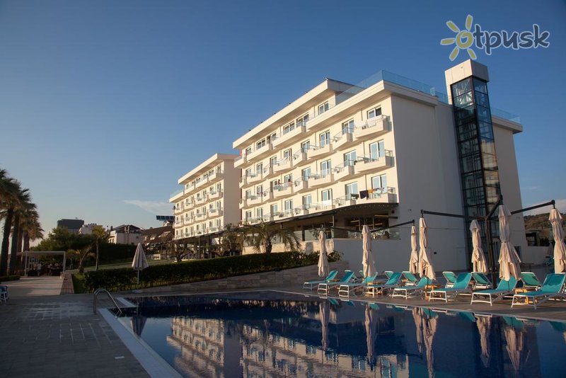 Фото отеля Premium Beach Hotel 5* Дуррес Албания экстерьер и бассейны
