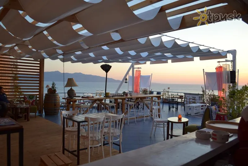 Фото отеля Seaside Artist Hotel 3* Саранда Албанія бари та ресторани
