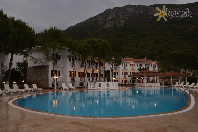 Фото отеля White Hotel 3* Фетхіє Туреччина екстер'єр та басейни
