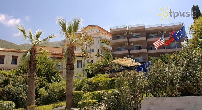 Фото отеля Ambasador Hotel 3* Влера Албания экстерьер и бассейны