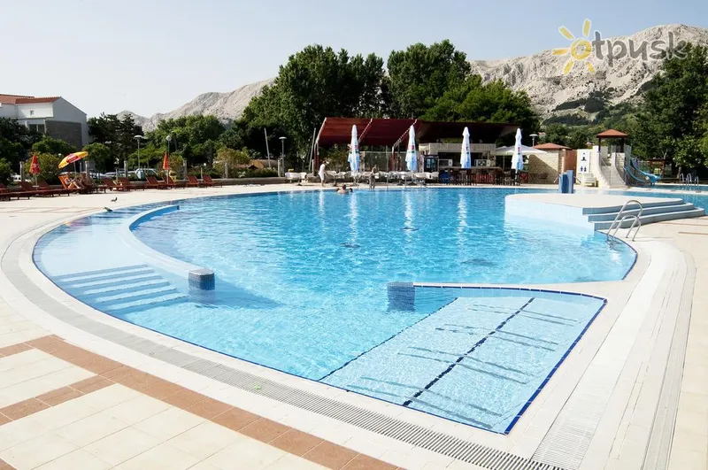 Фото отеля Corinthia Baska Sunny Hotel by Valamar 3* о. Крк Хорватія екстер'єр та басейни