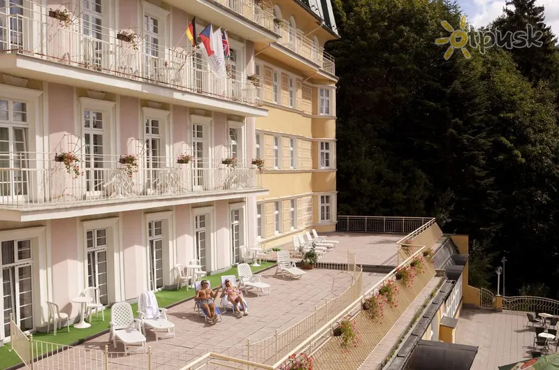 Фото отеля Ensana Vltava Health Spa Hotel 4* Марианске-Лазне Чехия экстерьер и бассейны
