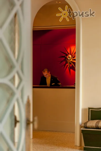 Фото отеля Bairro Alto Hotel 5* Лісабон Португалія лобі та інтер'єр
