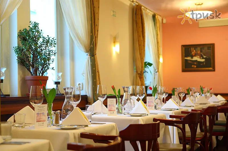 Фото отеля U Divadla Hotel 4* Прага Чехія бари та ресторани