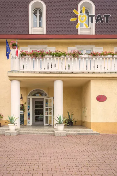 Фото отеля Carl-Inn Hotel 4* Прага Чехія екстер'єр та басейни