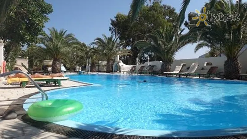 Фото отеля Strogili Hotel 3* о. Санторіні Греція екстер'єр та басейни
