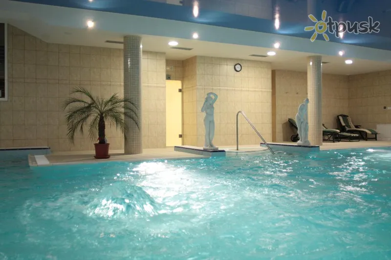 Фото отеля Bajkal Hotel 4* Frantiskove Laznė Čekija išorė ir baseinai