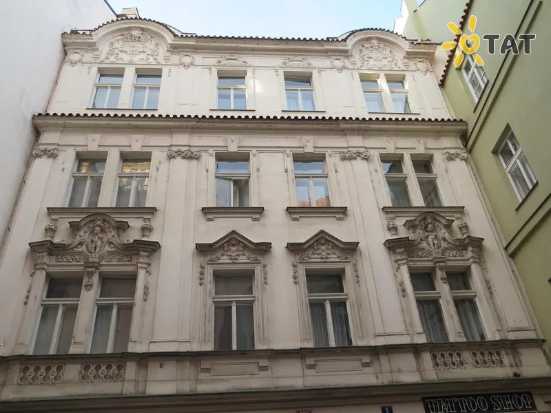 Фото отеля Astronomical Clock Apartment 3* Прага Чехія екстер'єр та басейни