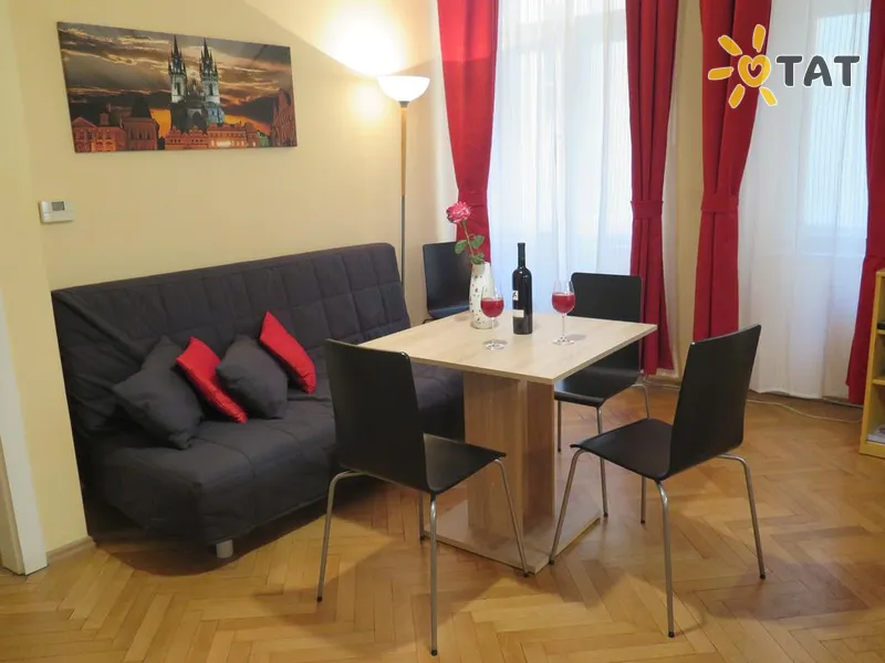 Фото отеля Astronomical Clock Apartment 3* Прага Чехія номери
