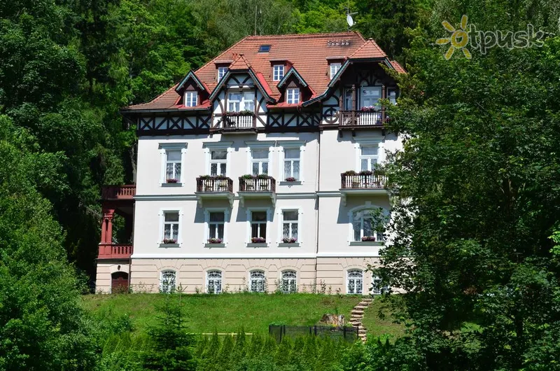 Фото отеля Sant Georg Garni Villa Hotel 4* Марианске-Лазне Чехия экстерьер и бассейны