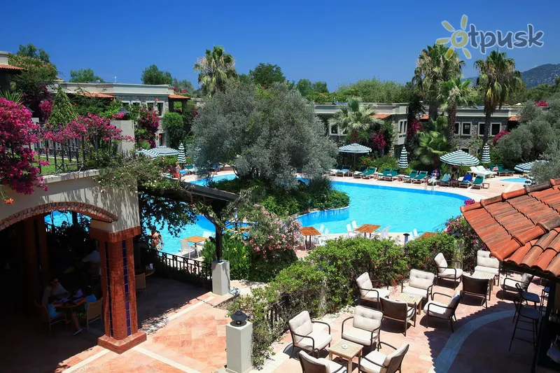 Фото отеля Zeytinada Hotel 4* Бодрум Туреччина екстер'єр та басейни