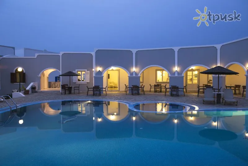 Фото отеля Maistros Village 5* о. Санторіні Греція екстер'єр та басейни