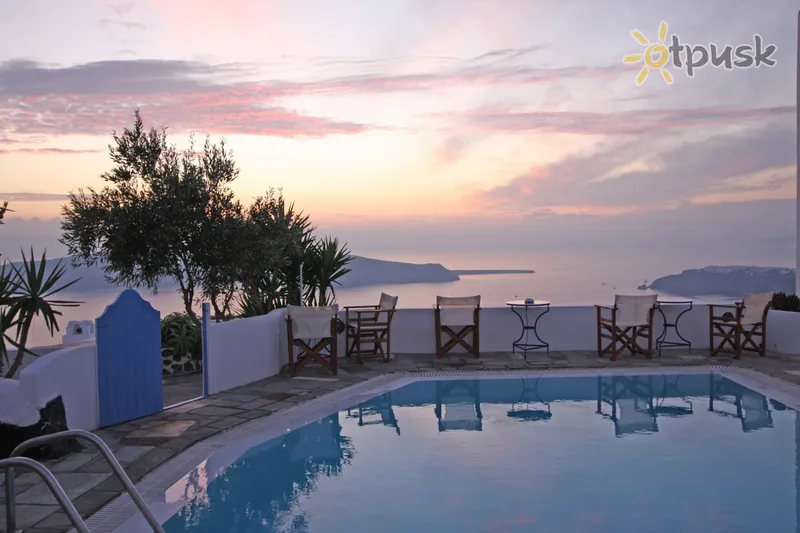 Фото отеля Remezzo Villas 3* Santorini Graikija kambariai