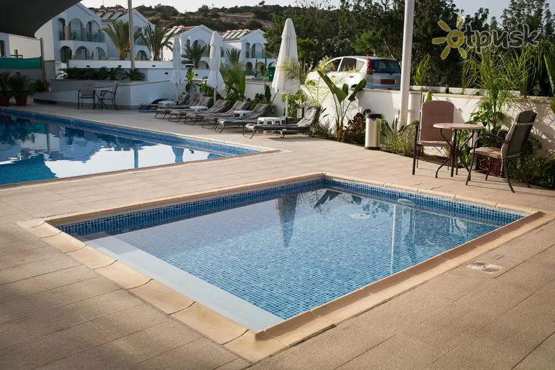 Фото отеля Caprice Mediterranean Resort 3* Пафос Кипр экстерьер и бассейны
