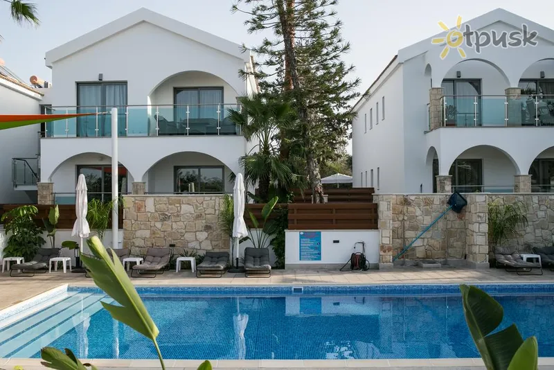 Фото отеля Caprice Mediterranean Resort 3* Пафос Кіпр екстер'єр та басейни