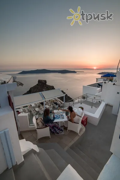 Фото отеля Spiliotica on the cliff suites & apartments 3* par. Santorini Grieķija istabas