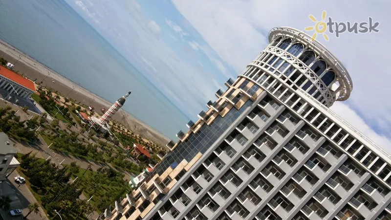 Фото отеля Grand Royal Apartament Hotel 4* Batumis Gruzija išorė ir baseinai