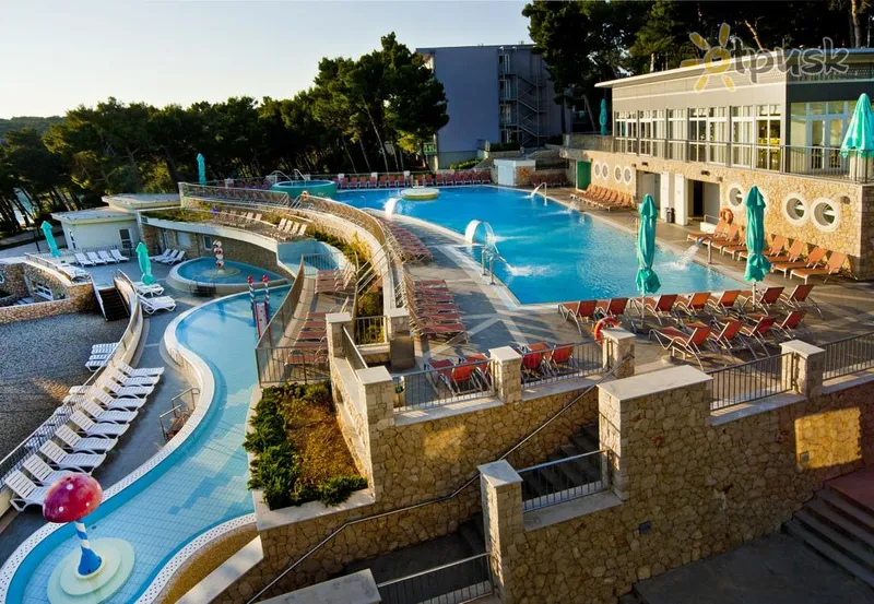 Фото отеля Vespera Family Hotel 4* о. Лошинь Хорватія екстер'єр та басейни