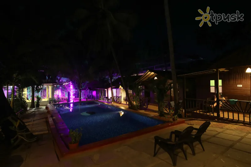 Фото отеля Ashvem Beach Resort 3* Šiaurės Goa Indija išorė ir baseinai