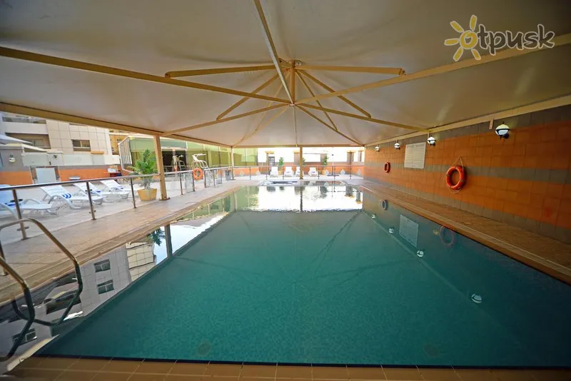 Фото отеля Emirates Stars Hotel Apartments Dubai 4* Dubajus JAE išorė ir baseinai