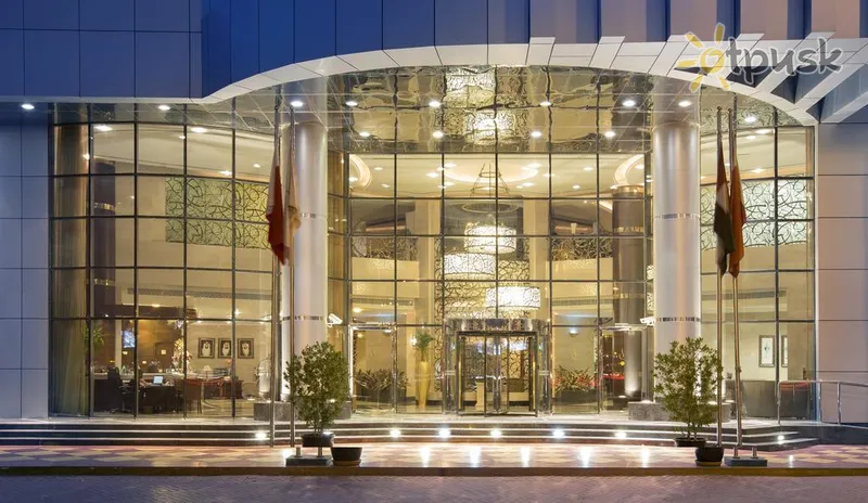 Фото отеля City Seasons Hotel Dubai 4* Дубай ОАЭ экстерьер и бассейны
