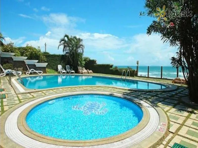 Фото отеля Hindustan Beach Retreat 4* Керала Індія екстер'єр та басейни